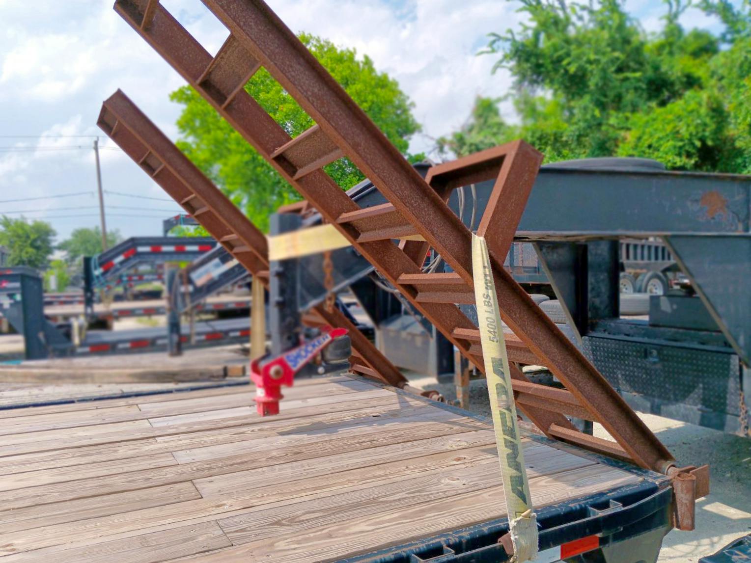 PJ Trailers USED 24'x102" Deckover Flatbed Trailer - Image 4