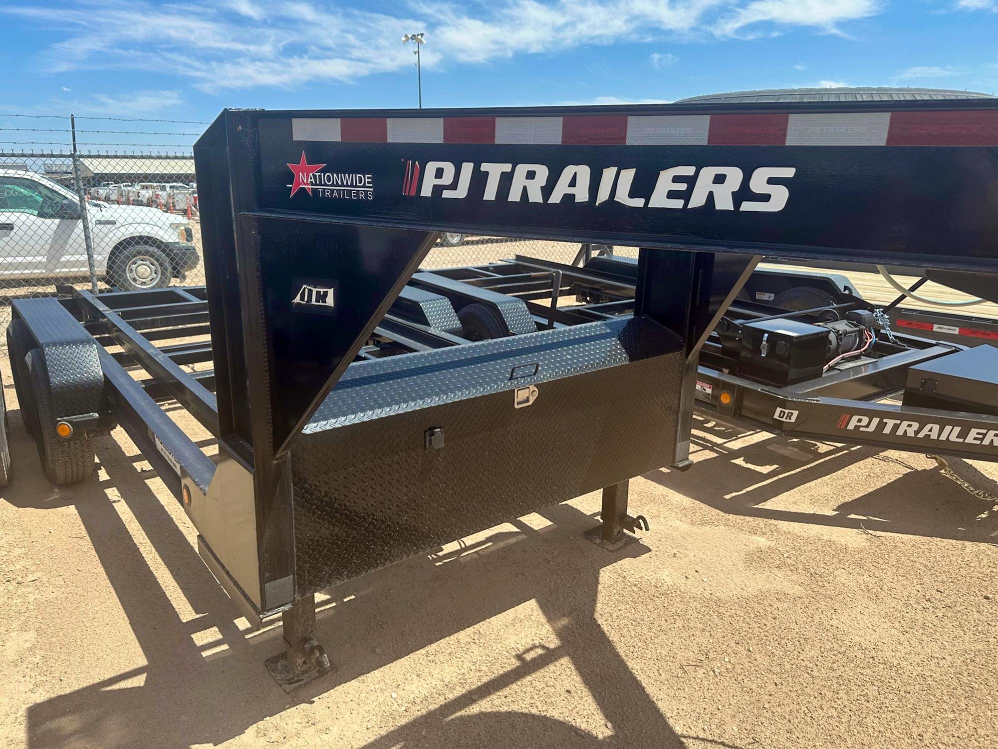 PJ Trailers USED 14'x83" Roll Off Dump Trailer (DR) - Stock #54820 - Image 3 of 7