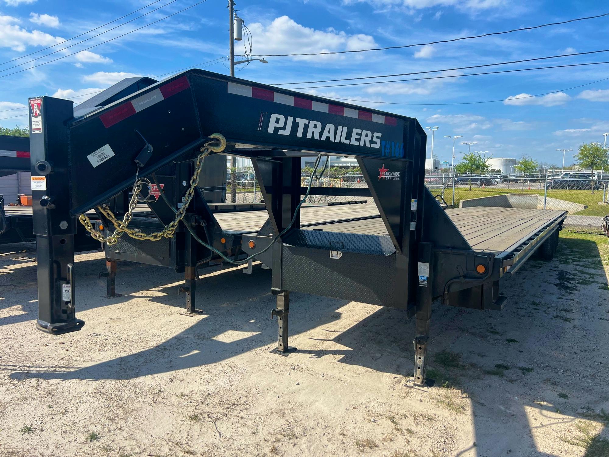 PJ Trailers USED 40'X102" Air-Ride Flatdeck w/ Duals (FD) - Stock #55757 - Image 1 of 3