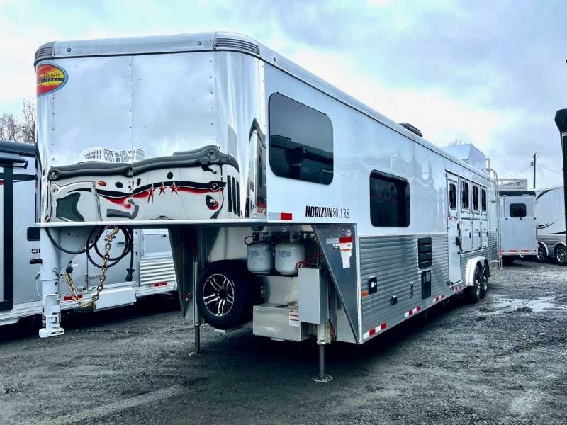Sundowner 28' Horizon 4 Horse Trailer w/ Living Quarters (8011RS) - Stock #57898 - Image 2 of 29