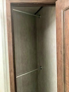 Sundowner 28' Horizon 4 Horse Trailer w/ Living Quarters (8011RS) - Stock #57898 - Image 24 of 29