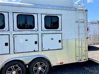 Sundowner 28' Horizon 4 Horse Trailer w/ Living Quarters (8011RS) - Image 8