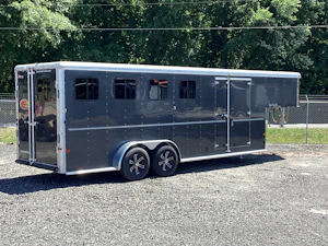 Sundowner 22' Super Tack Gooseneck 4 Horse Trailer (RH)