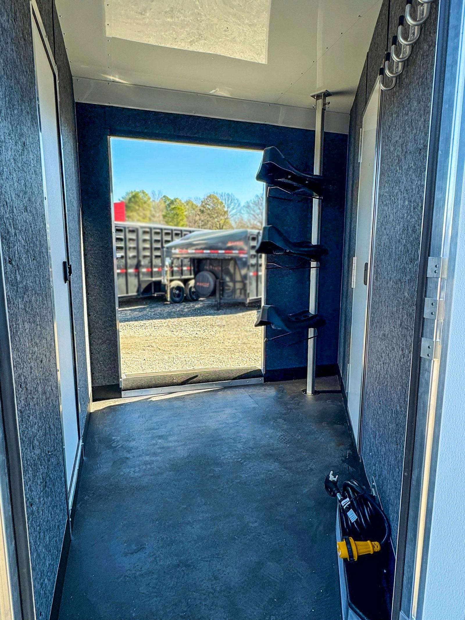 Stock #67645 - Merhow 30ft Longhorn Stock Combo Trailer w Generator ...