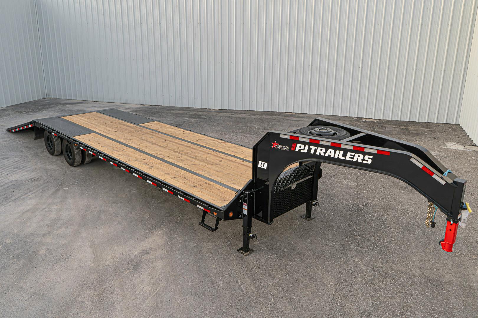 PJ Trailers 36'x102" Gooseneck Flatbed Trailer w/ Hydraulic Dovetail (LY) - Stock #67915 - Image 1 of 24