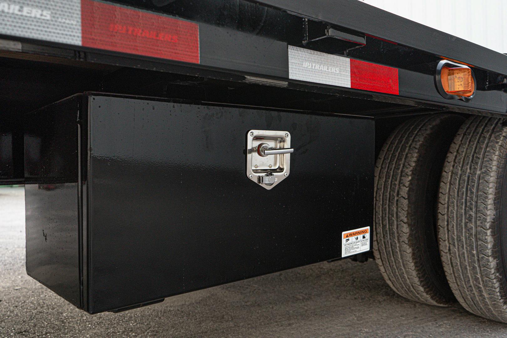 PJ Trailers 36'x102" Gooseneck Flatbed Trailer w/ Hydraulic Dovetail (LY) - Stock #67915 - Image 16 of 24