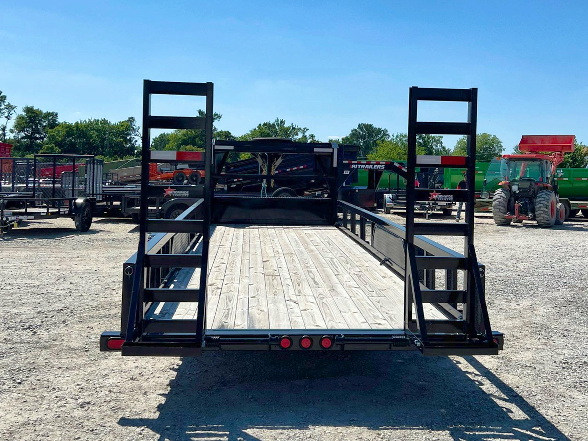 PJ Trailers 24'x83" Gooseneck Angle Pipetop Equipment Trailer (P8) - Stock #68035 - Image 4 of 4