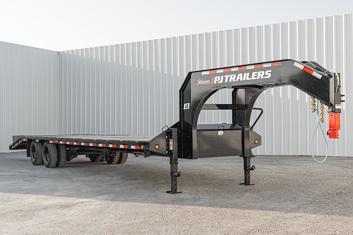 PJ Trailers 32'x102" Gooseneck Low Pro Flatbed Trailer w/ Duals (LD) - Image 3