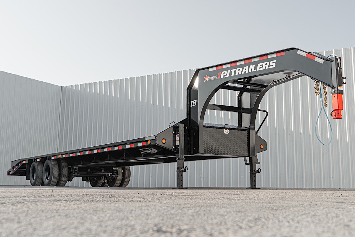 PJ Trailers 32'x102" Gooseneck Low Pro Flatbed Trailer w/ Duals (LD) - Image 5
