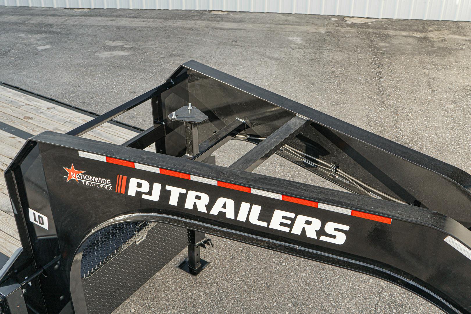 PJ Trailers 32'x102" Gooseneck Low Pro Flatbed Trailer w/ Duals (LD) - Stock #68986 - Image 8 of 22