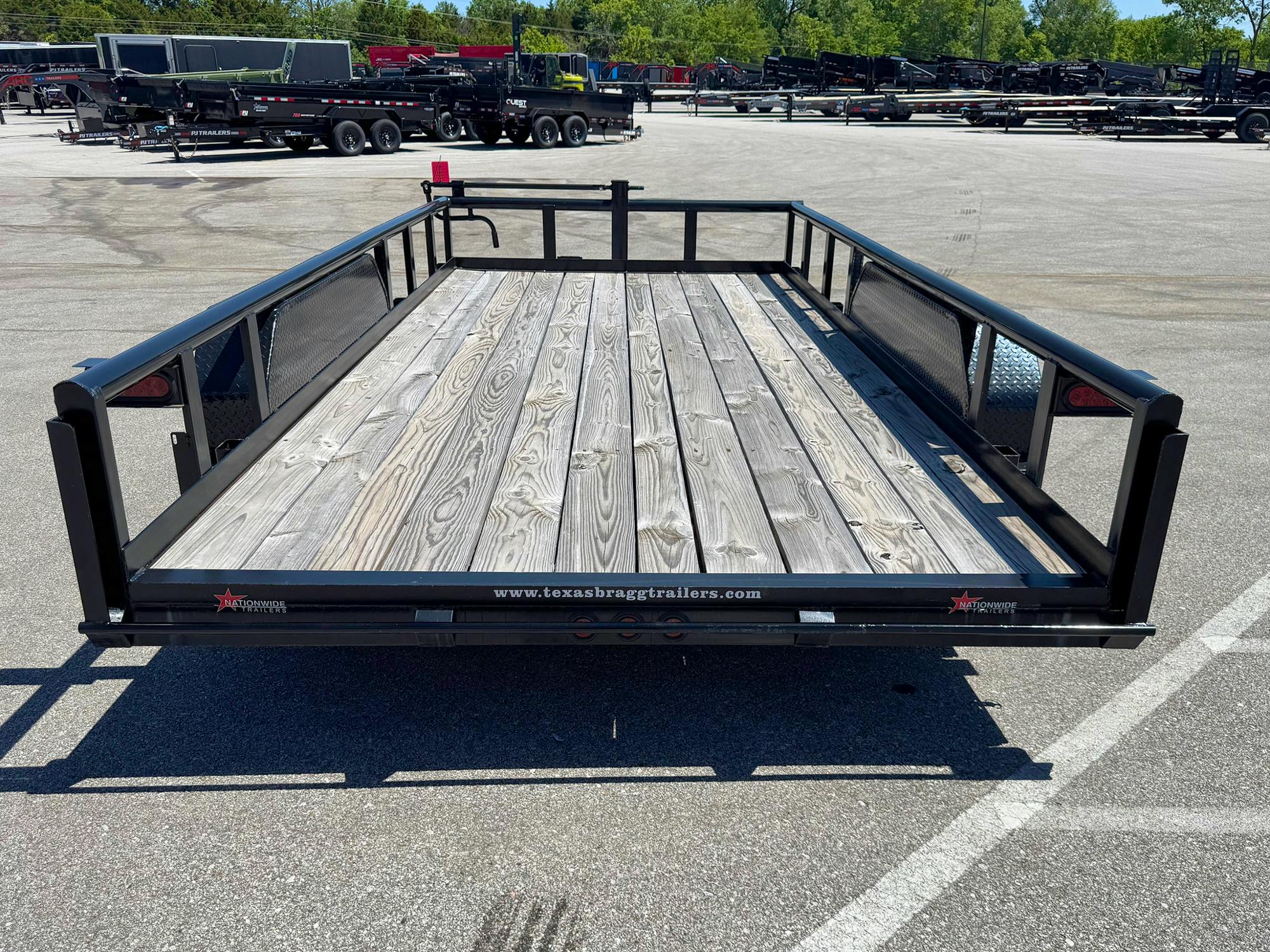 Texas Bragg 16'x83" Utility Trailer w/ Slide-In Ramps (U2) - Stock #69272 - Image 3 of 3