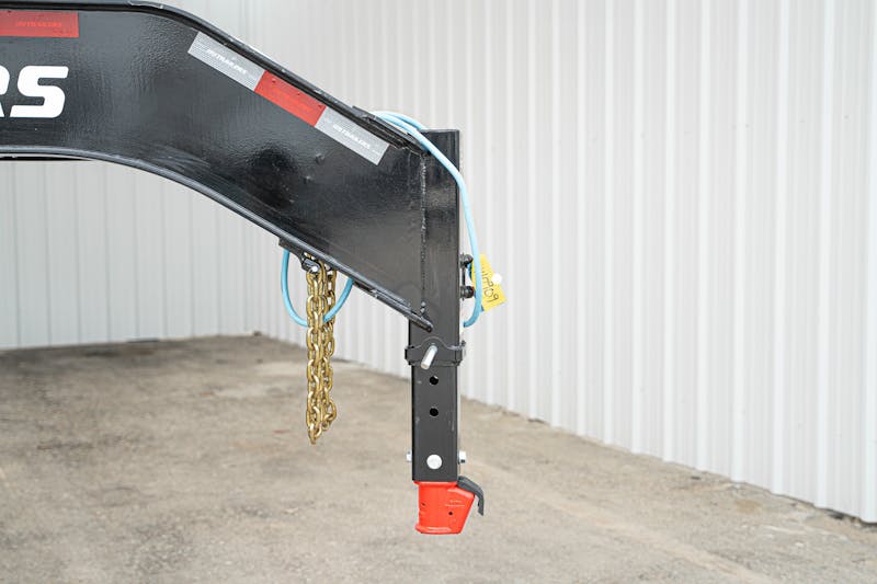 PJ Trailers 40ftx102in Gooseneck Low Pro Flatbed Trailer w  Duals  LD