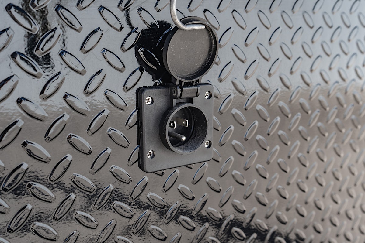 PJ Trailers 14'x83" Rollster Roll-off Dump Trailer (DR) - Image 12