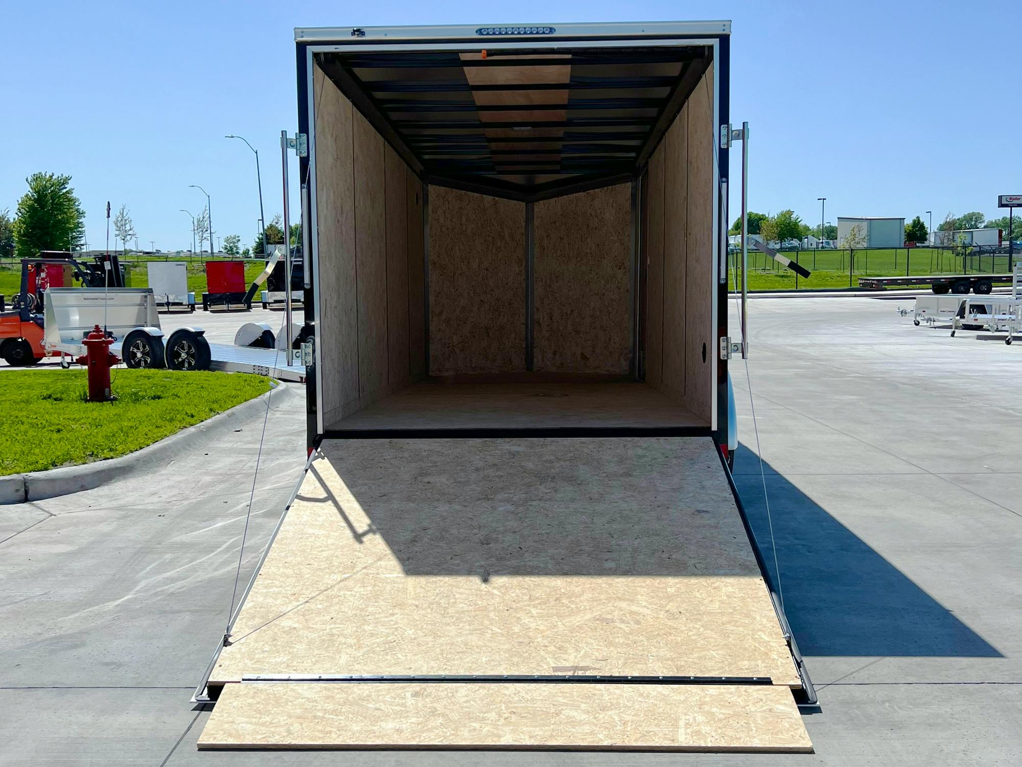 Compass 7'x16' Enclosed Cargo Trailer w/ Rear Ramp Door (C2) - Stock #70773 - Image 6 of 10