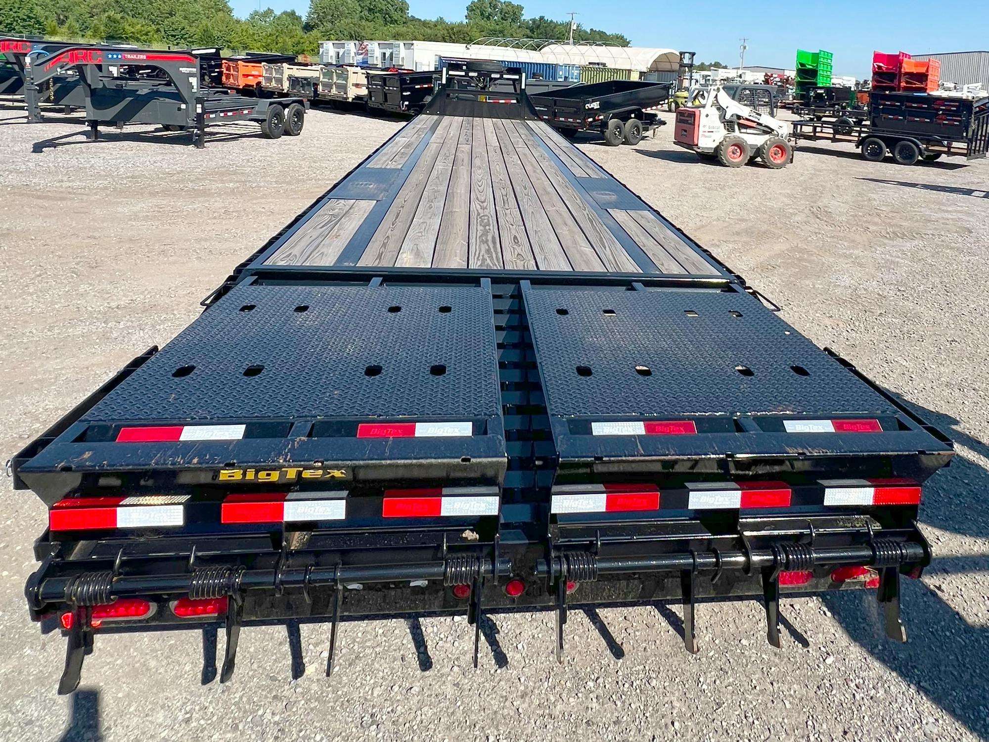 Big Tex USED 40'x102" Gooseneck Flatbed Trailer w/ 5ft Dovetail & Mega Ramps - Image 5