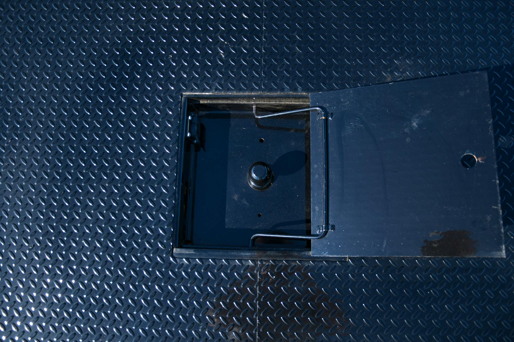 CM Truck Beds RD 136/97/84/34 SD Steel Flatdeck Body - Image 9