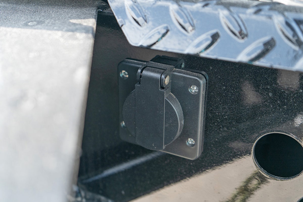 PJ Trailers 14'x83" Voyager Dump Trailer w/ 2' Sides (DV) - Image 11