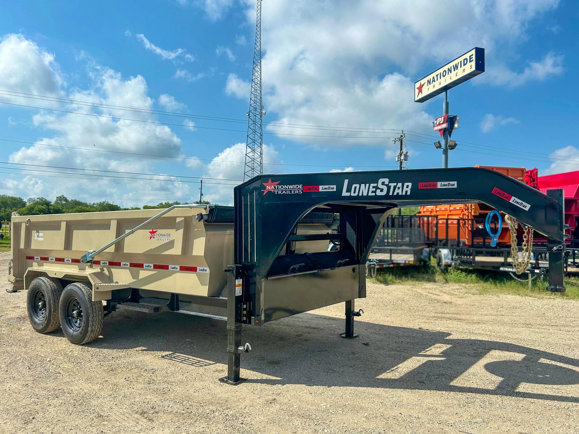 LoneStar 14'x83" Telescopic Dump Trailer w/ 3' Sides (DT) - Image 2