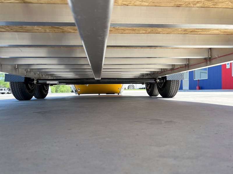Legend 7ftx16ft Enclosed Cargo Trailer w  Rear Ramp Door  C2