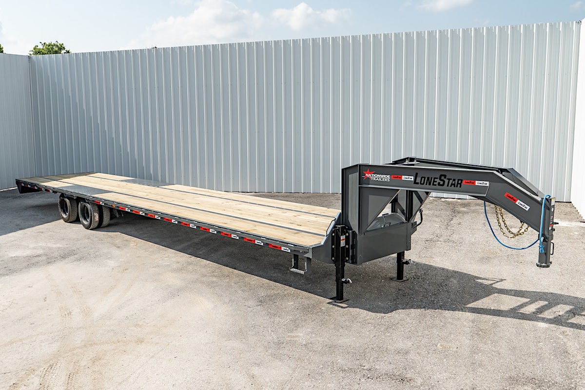 LoneStar 32'x102" Gooseneck Low Pro Flatbed Trailer w/ Duals (LD) - Image 1