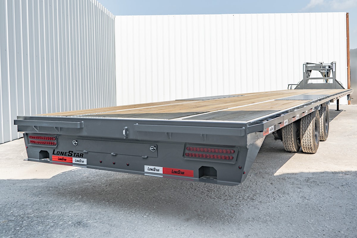 LoneStar 32'x102" Gooseneck Low Pro Flatbed Trailer w/ Duals (LD) - Image 15