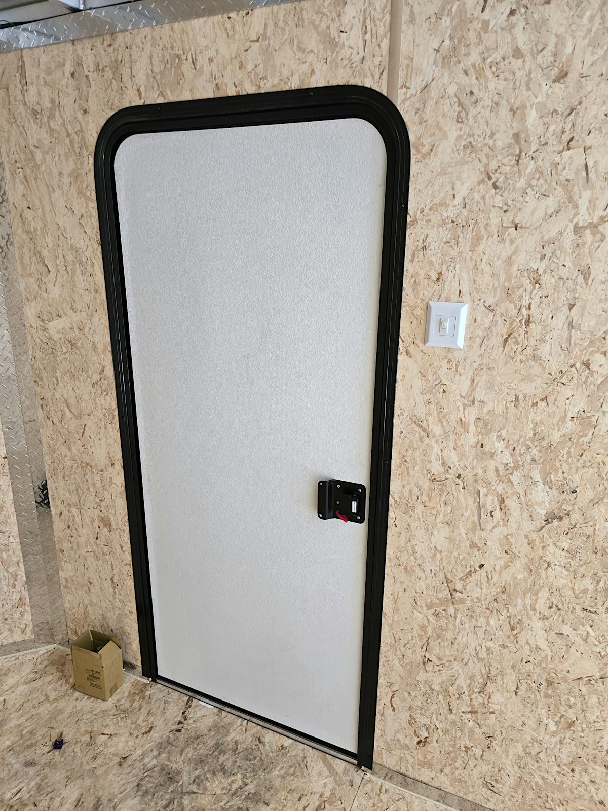 Legend 7'x16' Enclosed Cargo Trailer w/ Rear Ramp Door (C2) - Image 7