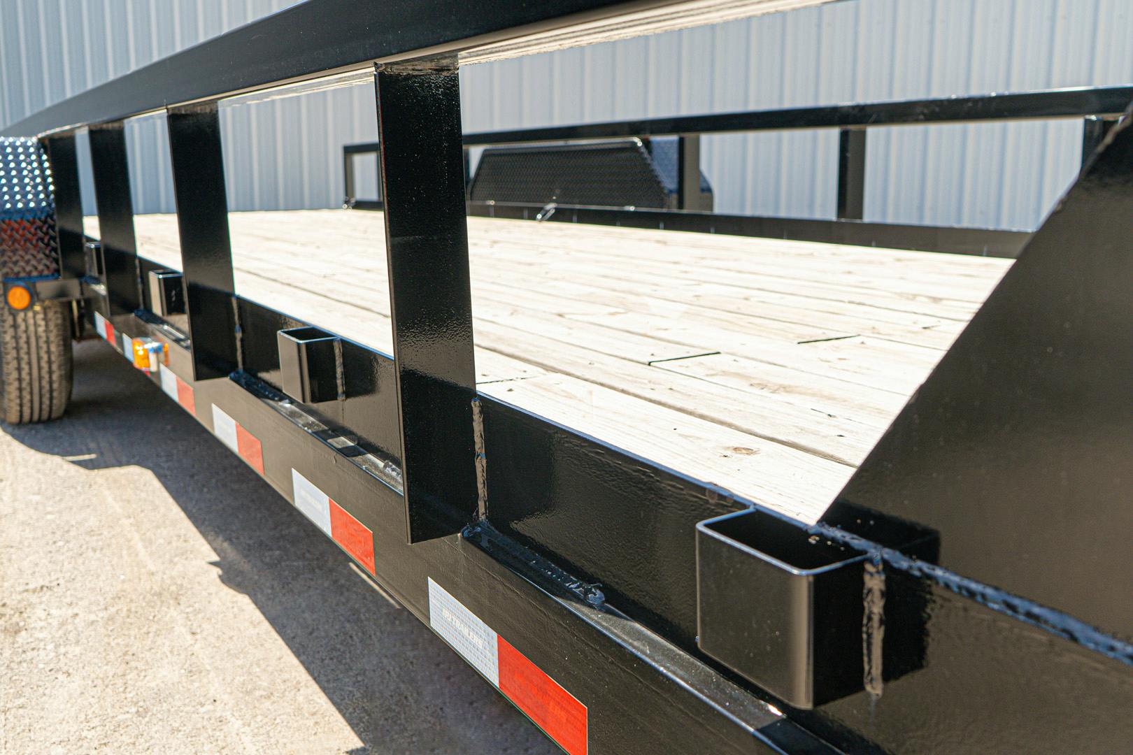 PJ Trailers 24'x83" Gooseneck Angle Pipetop Equipment Trailer (P8) - Image 10