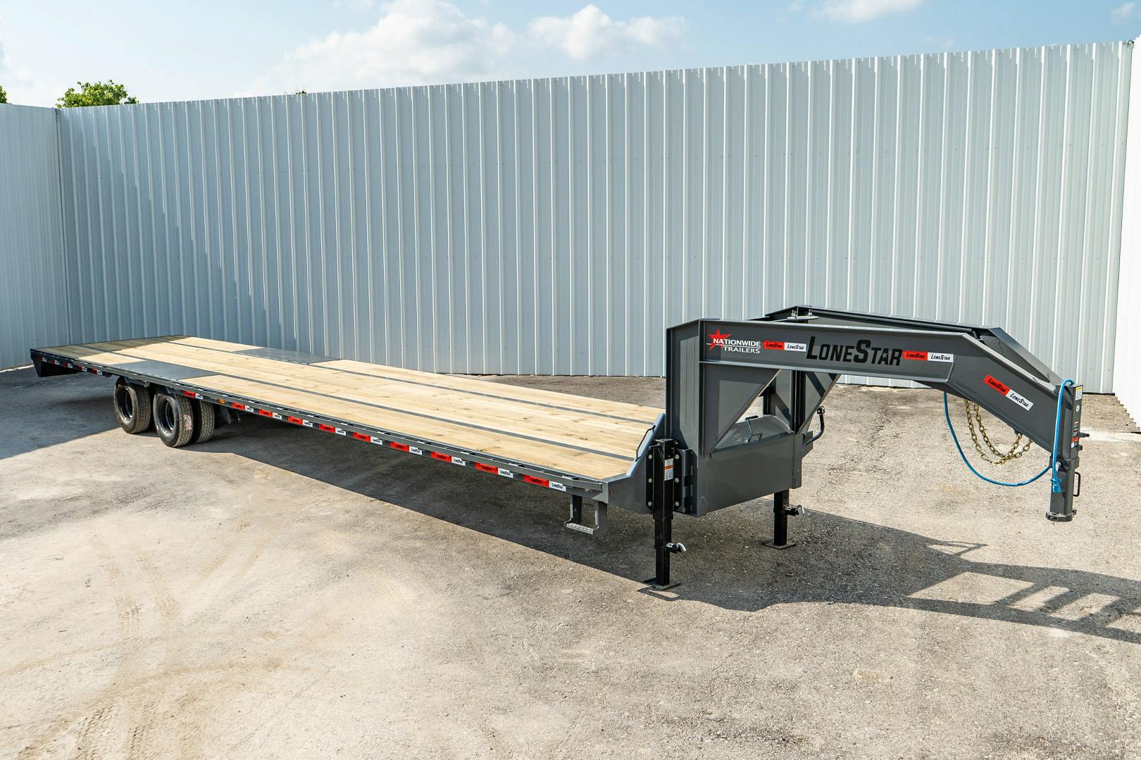 LoneStar 40'x102" Gooseneck Lo-Pro Flatbed Trailer w/ Duals (LD) - Image 2