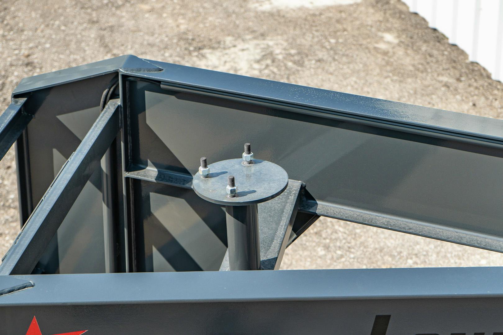 LoneStar 40'x102" Gooseneck Lo-Pro Flatbed Trailer w/ Duals (LD) - Image 6