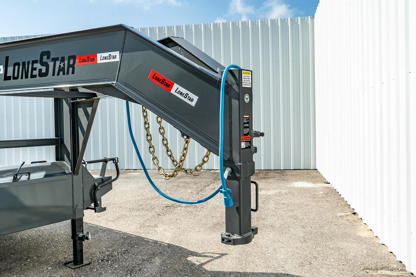 LoneStar 40'x102" Gooseneck Lo-Pro Flatbed Trailer w/ Duals (LD) - Image 8