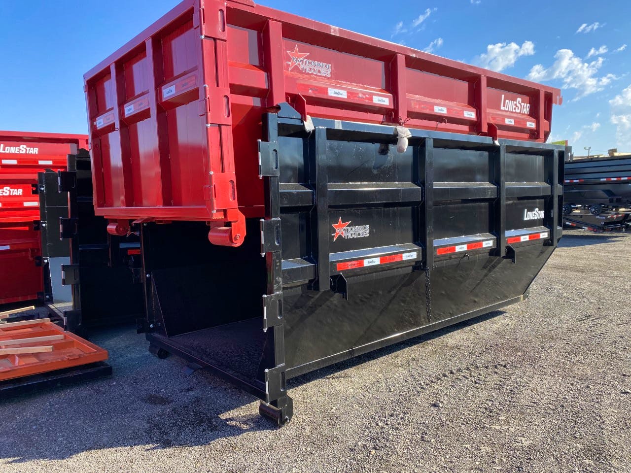 LoneStar 14' 20YD Steel Dumpster Bin w/ 6' Sides - Stock #74627 - Image 3 of 4