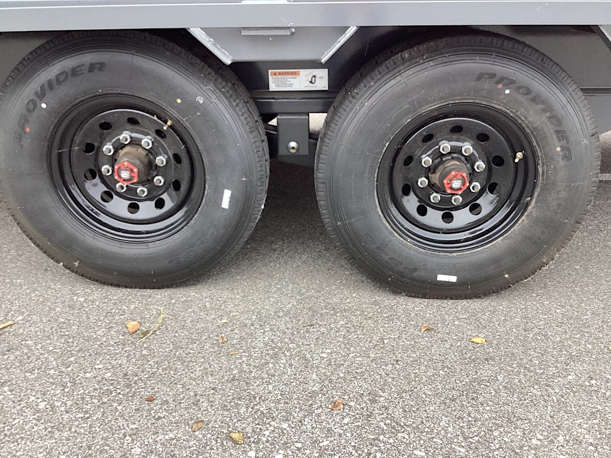 LoneStar 40'x102" Gooseneck Lo-Pro Flatbed Trailer w/ Singles (LS) - Image 10