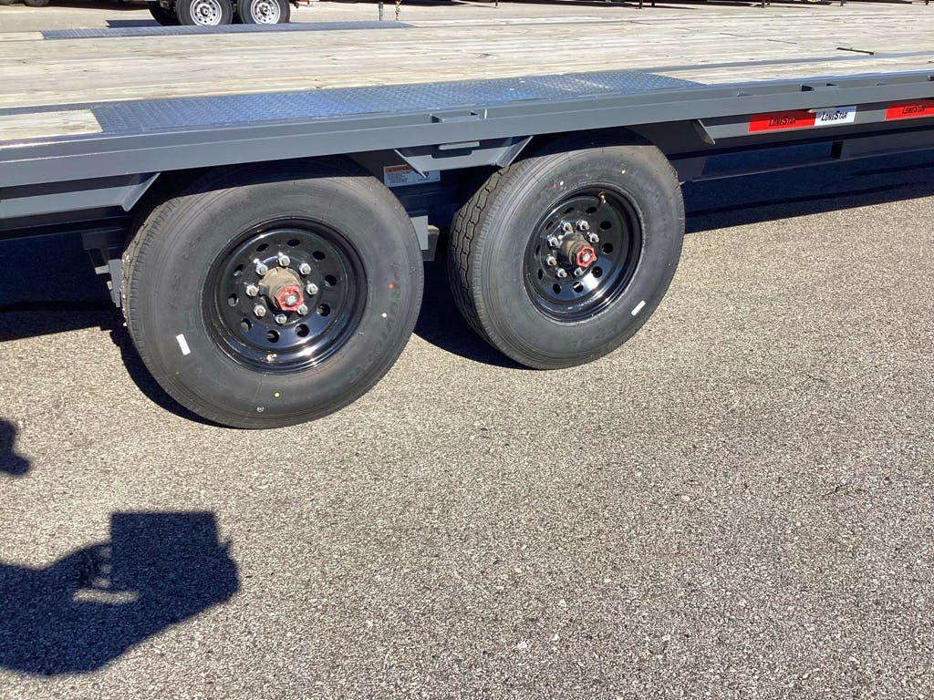 LoneStar 40'x102" Gooseneck Lo-Pro Flatbed Trailer w/ Singles (LS) - Stock #75422 - Image 2 of 3