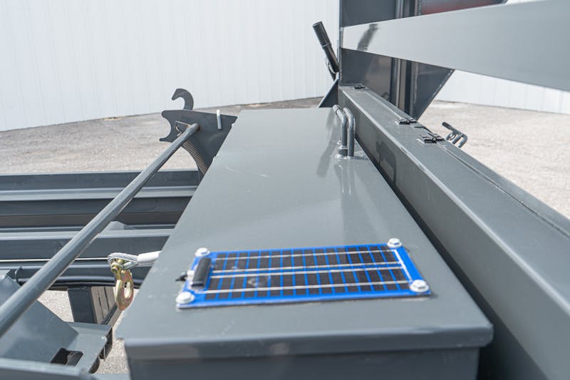 LoneStar 14ft 20K HD Roll Off Dumpster Trailer  DR