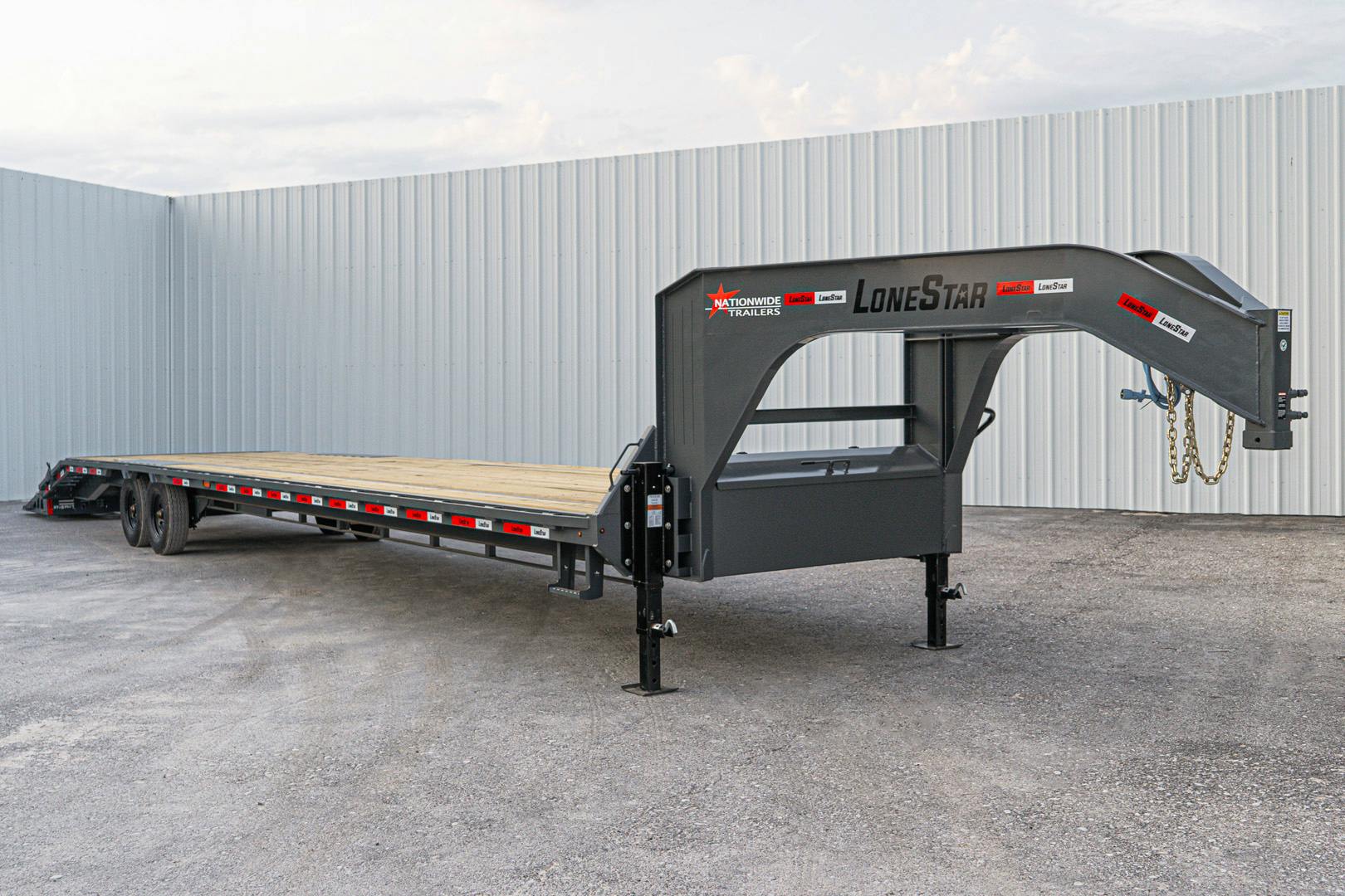 LoneStar 40'x102" Gooseneck Lo-Pro Flatbed Trailer w/ Singles (LS) - Image 7
