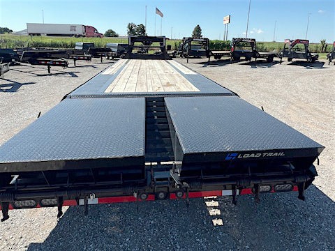 Load Trail USED 30'x102" Flatbed Trailer w/ 5ft Dovetail & Mega Ramps - Image 5