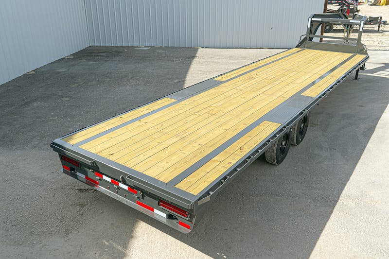 ARC Trailers 32ftx102in 14K Gooseneck Flatbed Trailer  GDS