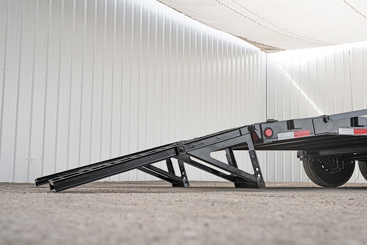 PJ Trailers 24'x83" Gooseneck 6" Channel Equipment Trailer (CC) - Image 15