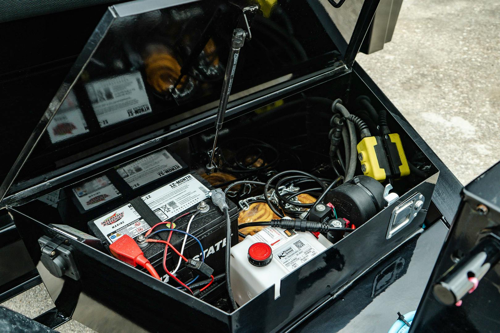 PJ Trailers 12'x83" Low Pro Dump Trailer w/ 2' Sides (DL) - Image 9