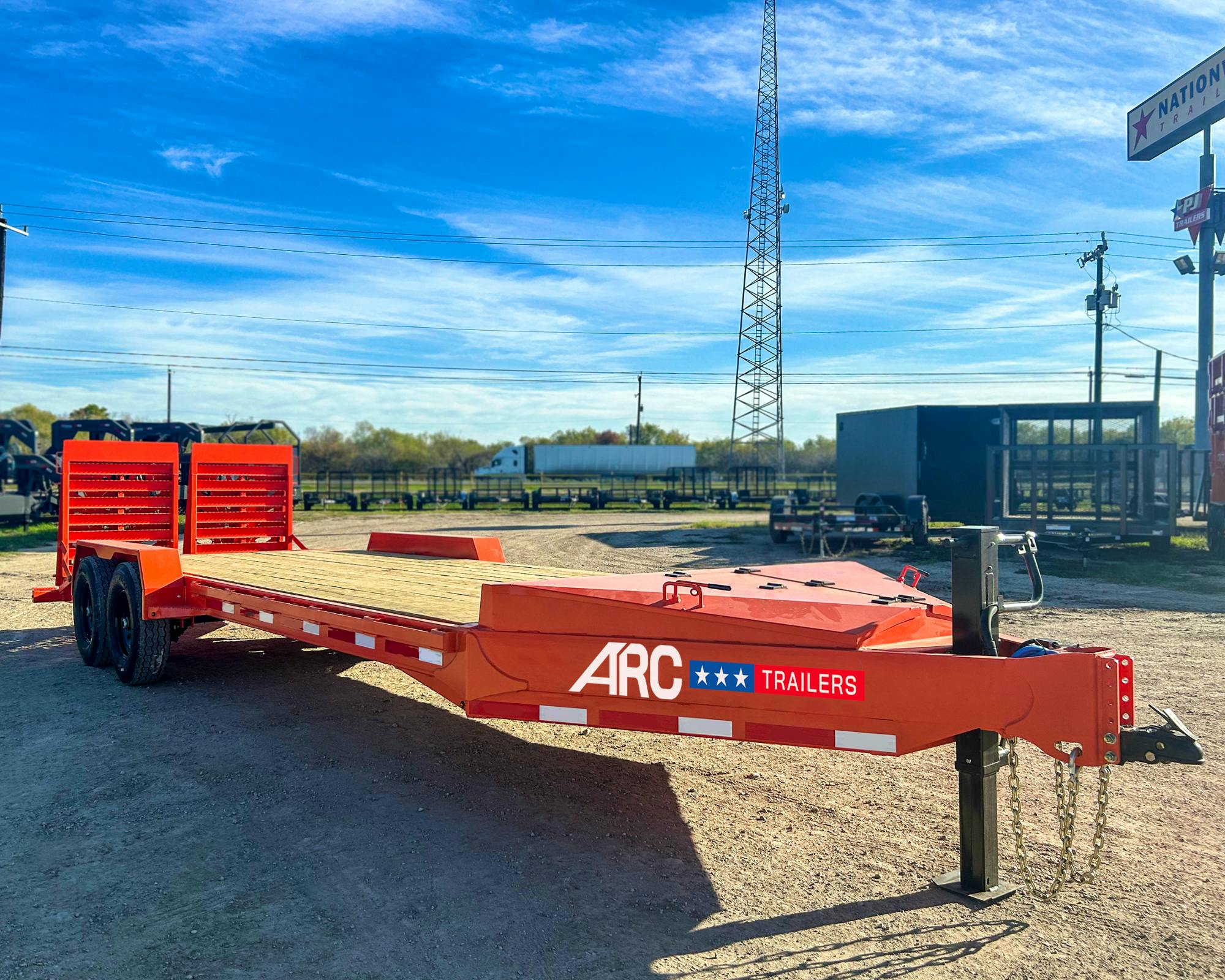 ARC Trailers 22'x83" HD Equipment Trailer w/ 4' Dovetail (BEQ) - Stock #77456 - Image 3 of 4