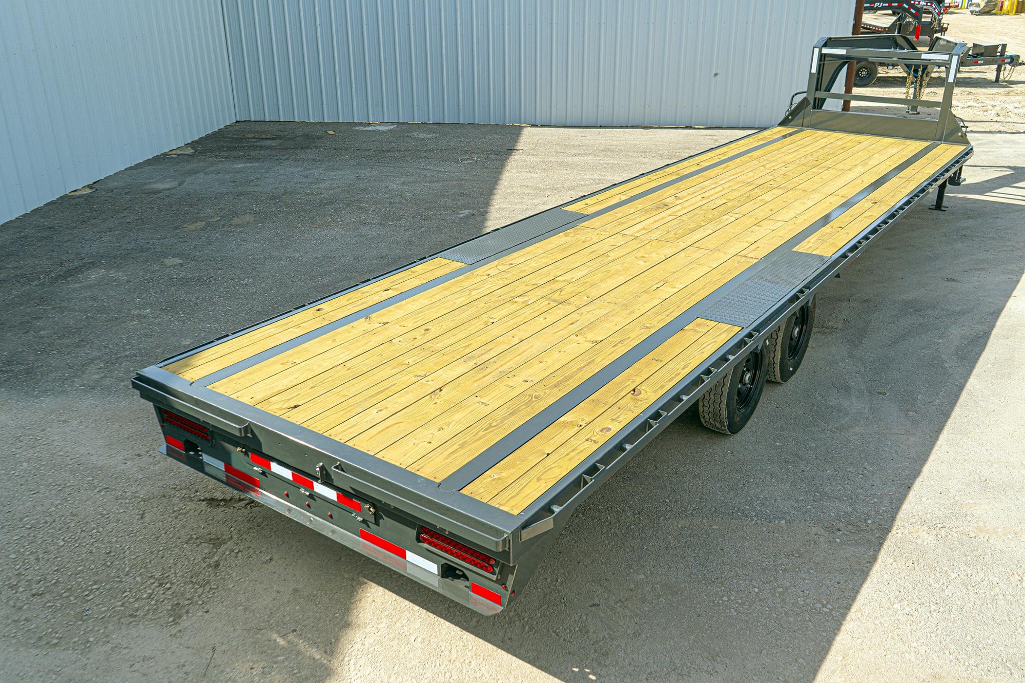 ARC Trailers ARC GDS 20' × 102" Gooseneck Flatbed Trailer