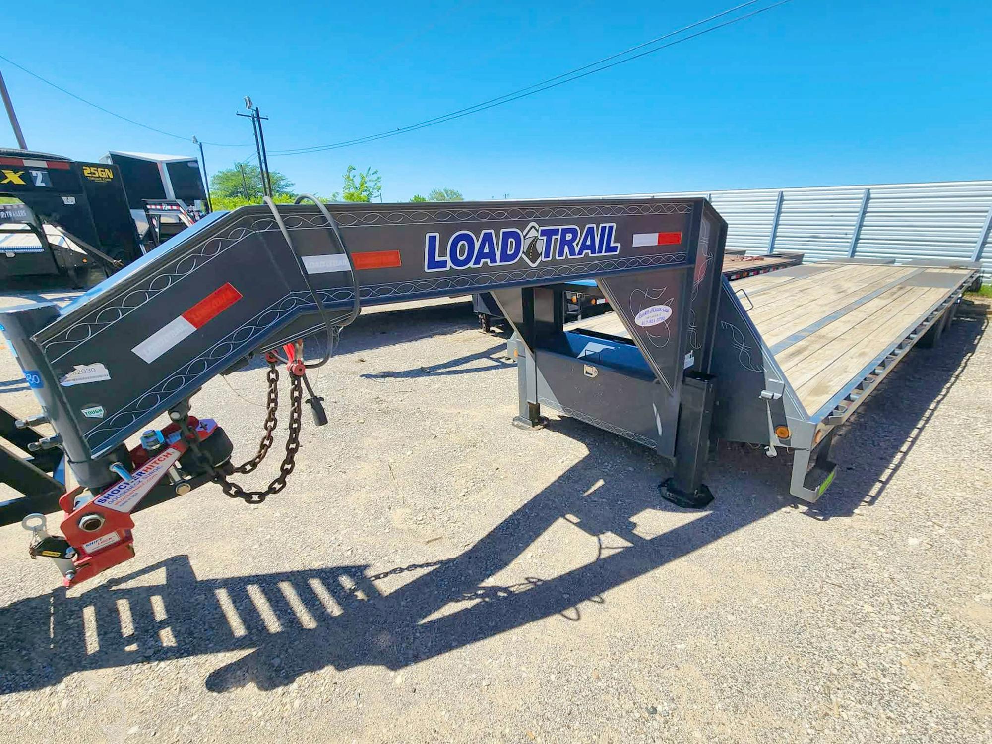 Load Trail USED 32'x102" Flatbed Trailer - Stock #77640 - Image 2 of 6