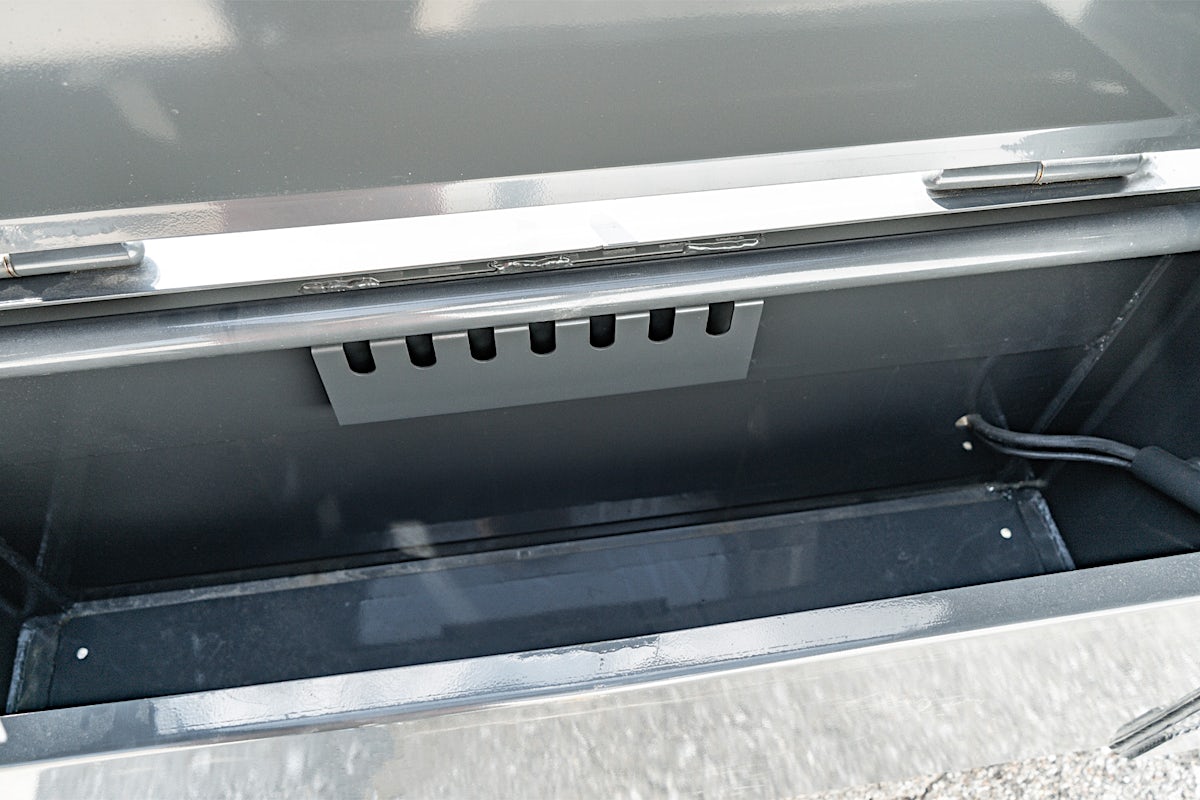 ARC Trailers 40'x102" Gooseneck Flatbed w/ Duals (GDD) - Image 4