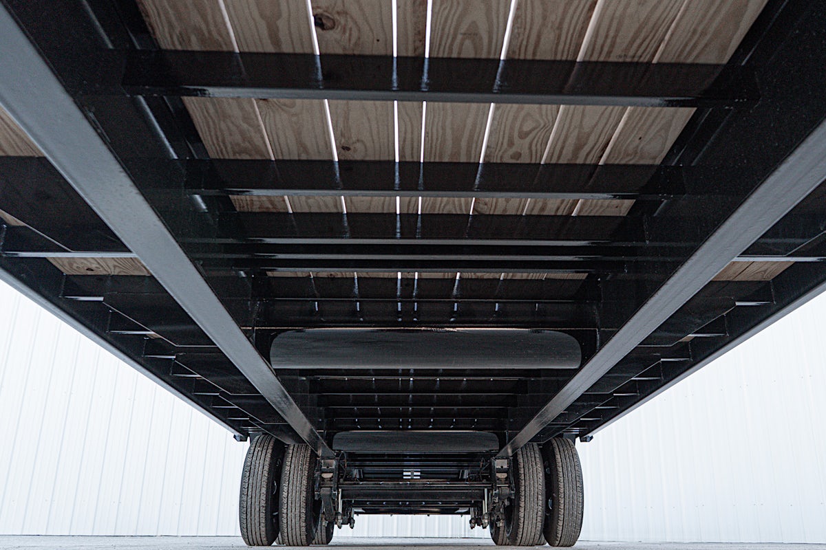 PJ Trailers 32'x102" Gooseneck Low Pro Flatbed Trailer w/ Duals (LD) - Image 19