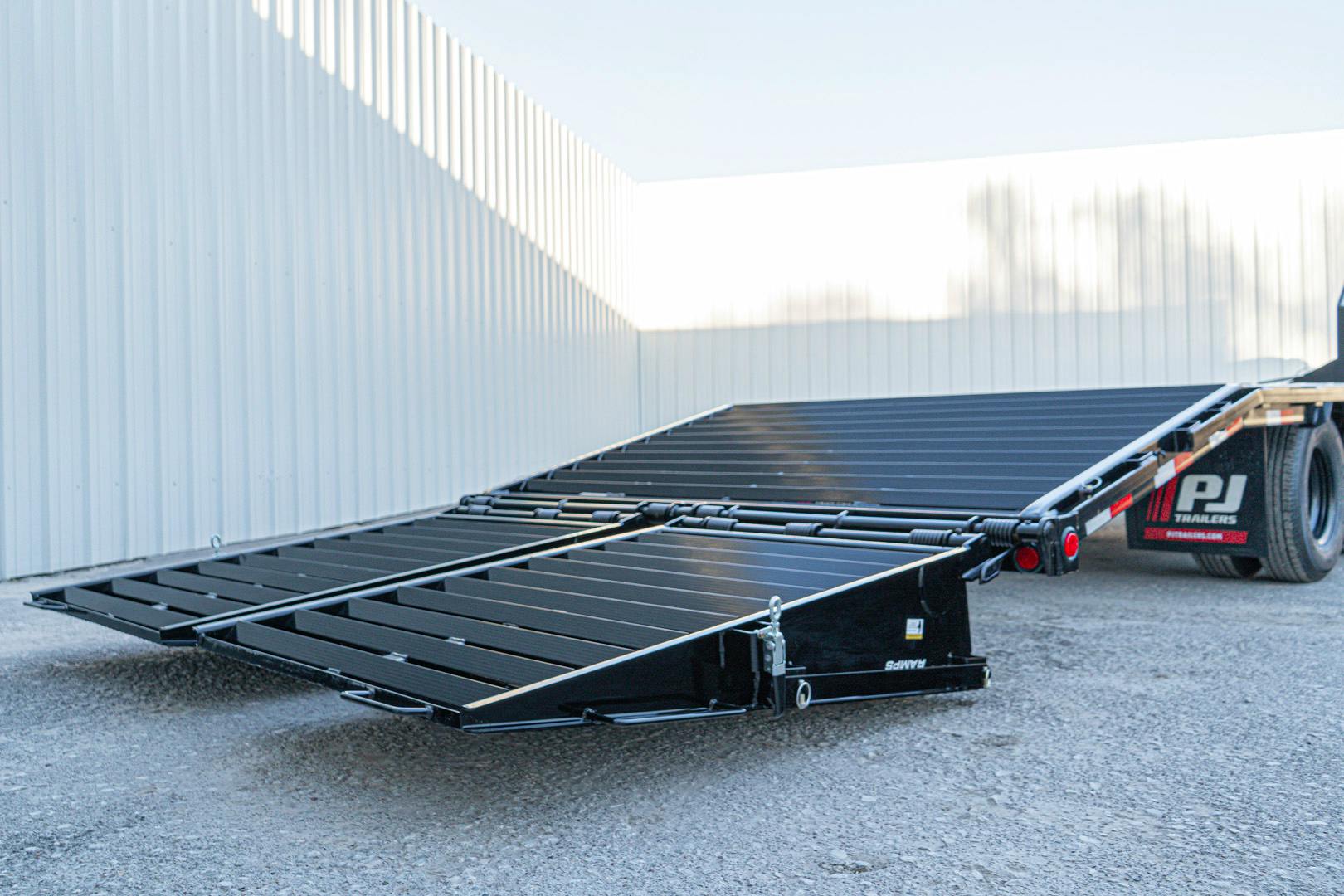 PJ Trailers 32'x102" Gooseneck Low Pro Flatbed Trailer w/ Duals (LD) - Image 27