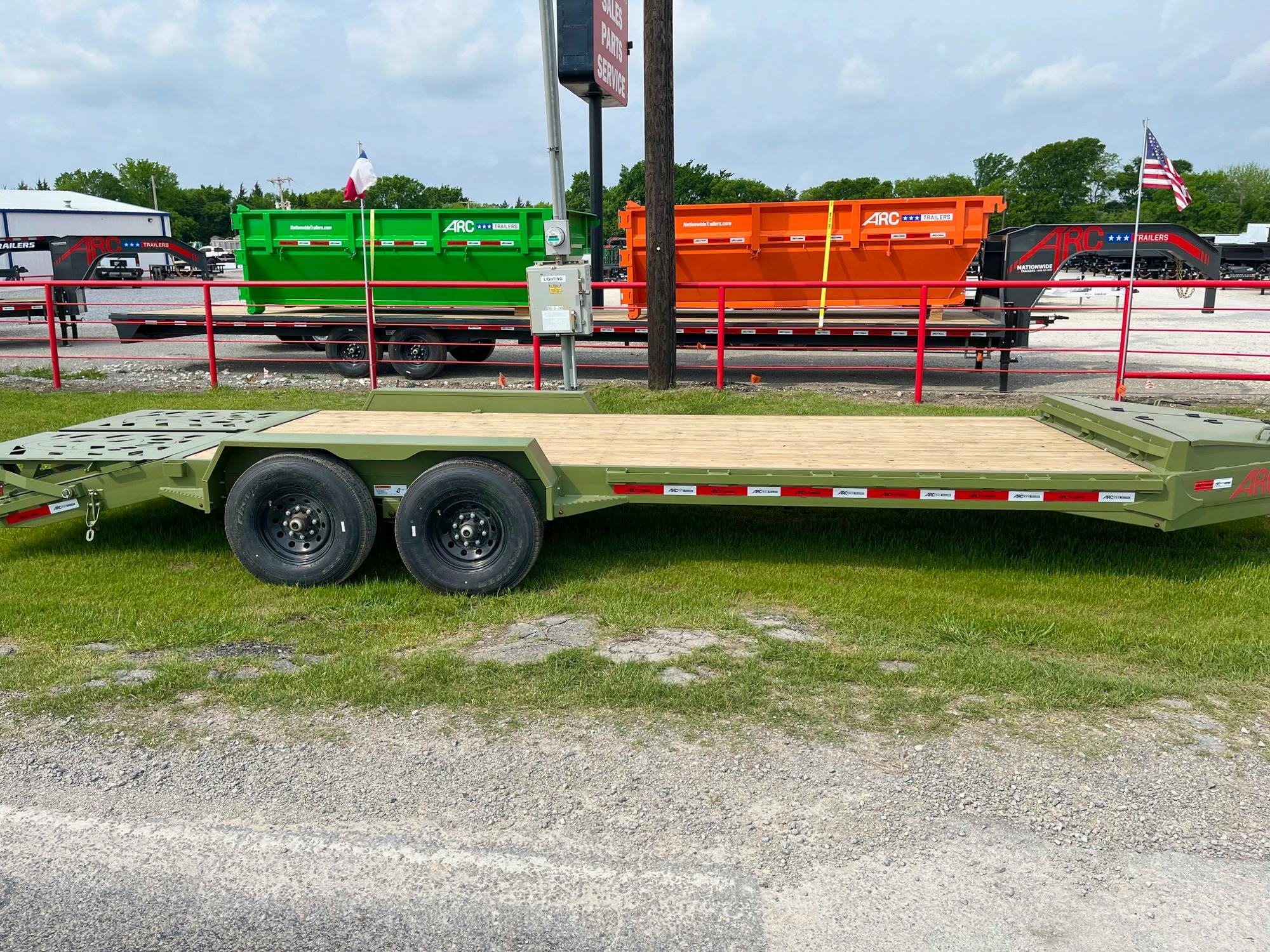 ARC Trailers 22'x83" HD Equipment Trailer w/ 4' Dovetail (BEQ) - Stock #78959 - Image 2 of 5