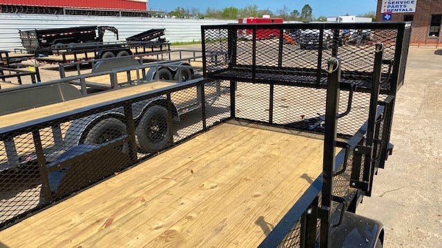 X-ON 12'x77" Landscape Trailer w/ 2' Sides & 4' Gate (L1) - Image 6