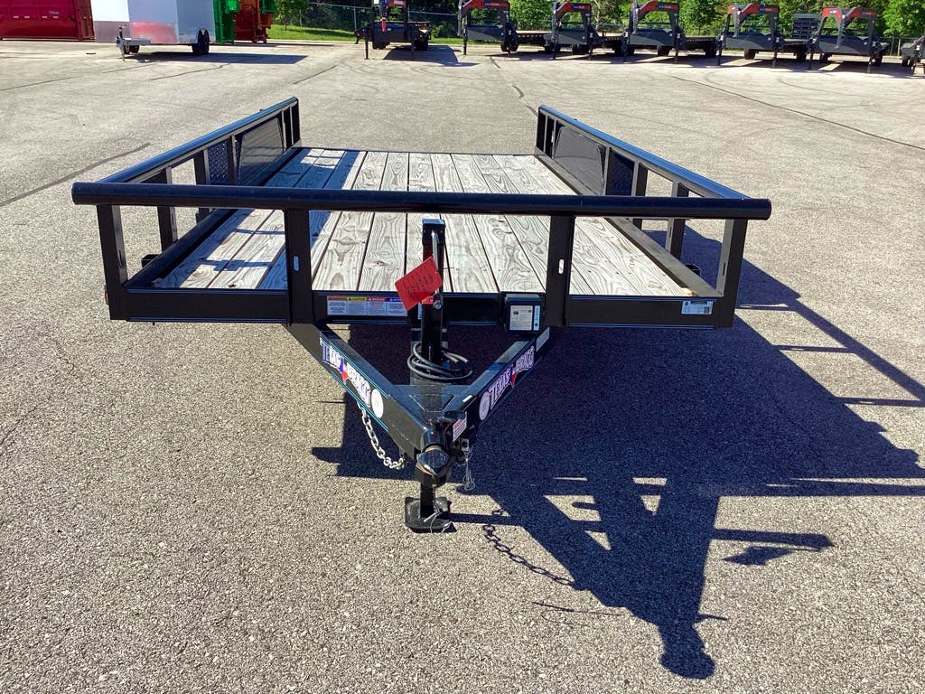 Texas Bragg 16' × 83" Utility Trailer