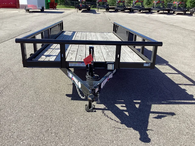 Texas Bragg 16' × 83" Utility Trailer