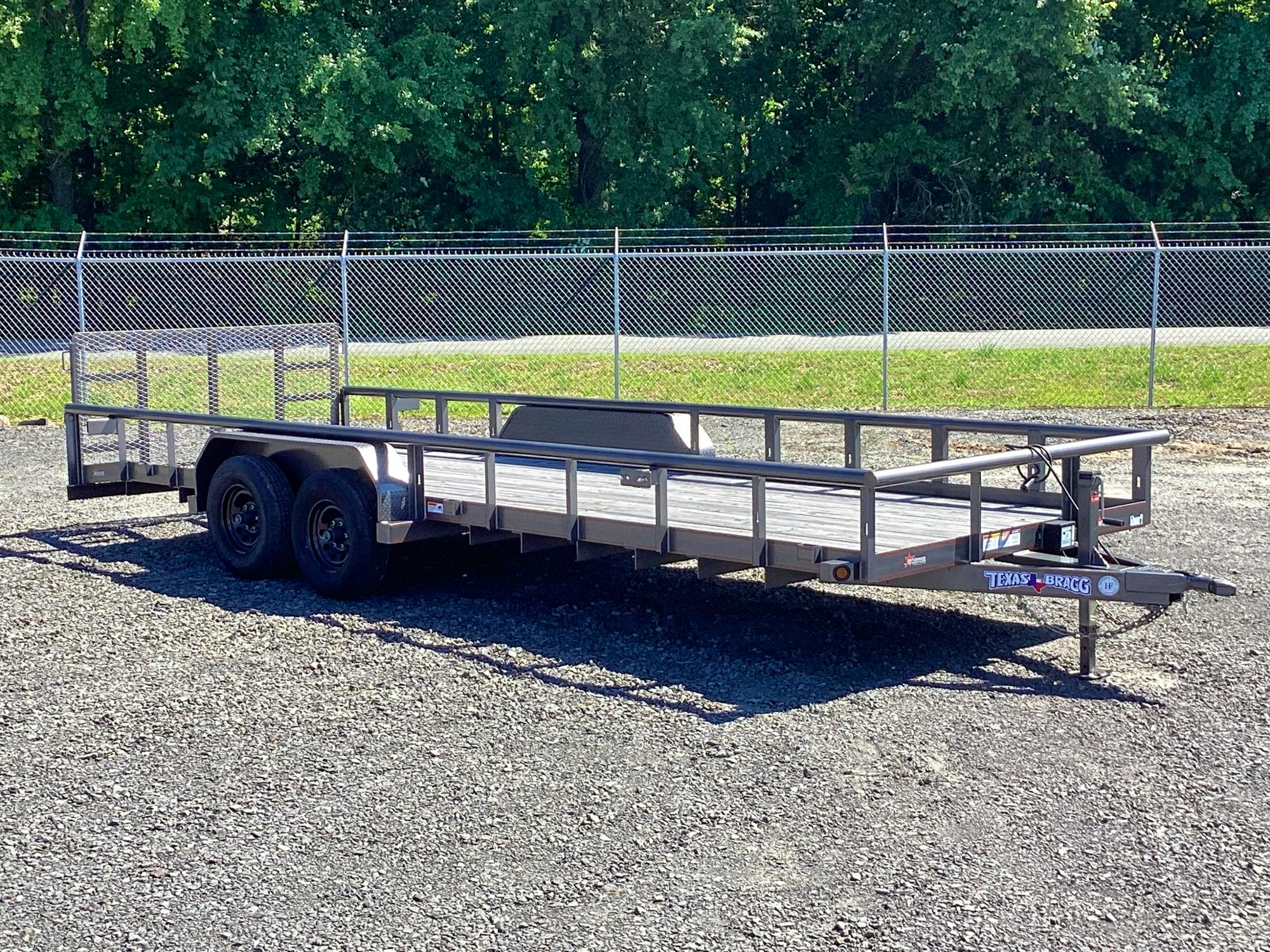 Texas Bragg 22'x83" Utility Trailer w/ 2' Dovetail & 3' Gate (U2)